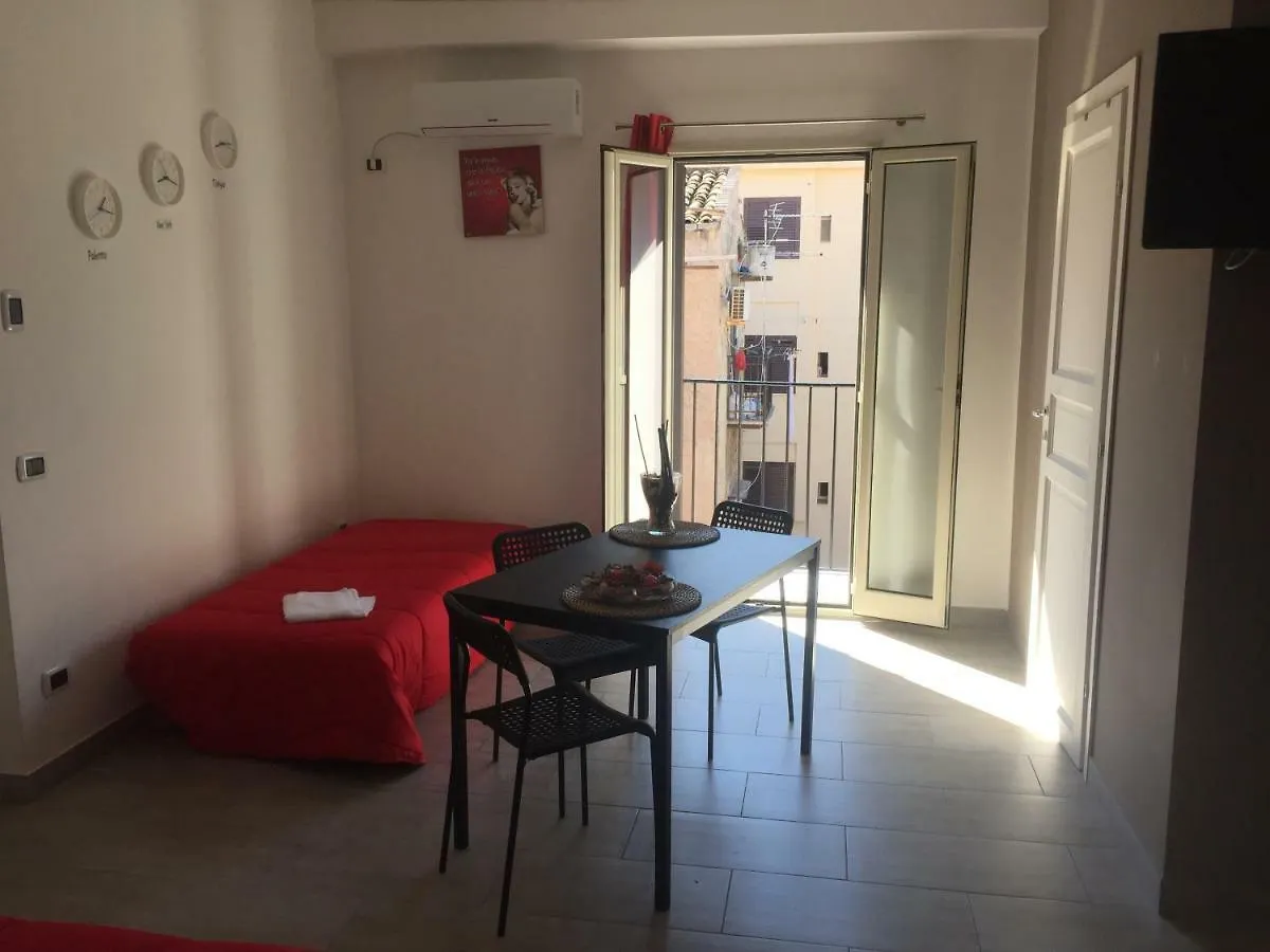 Villa Aurorasarahouse à Palerme Hébergement de vacances