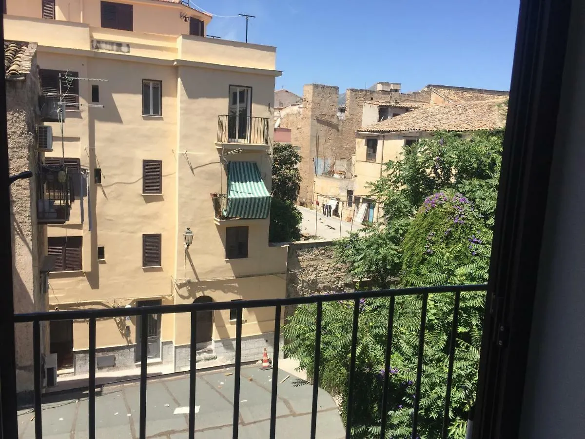 Aurorasarahouse Villa Palermo Italia